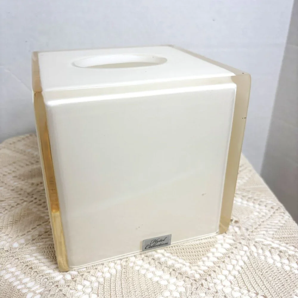 * Hotel Collection Square Cream  Acryllic Lucite Tissue Box 80’s – 90’s Vintage